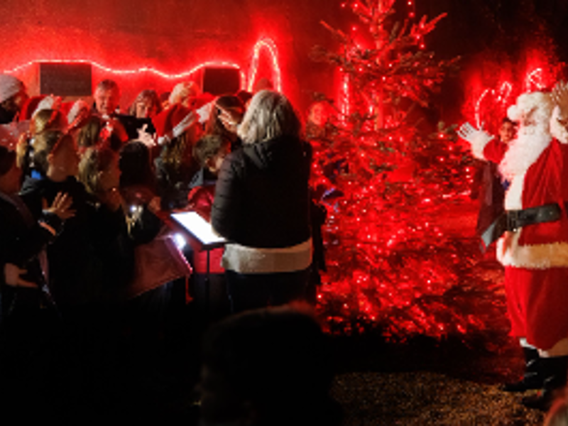 Festive markets & switch on!