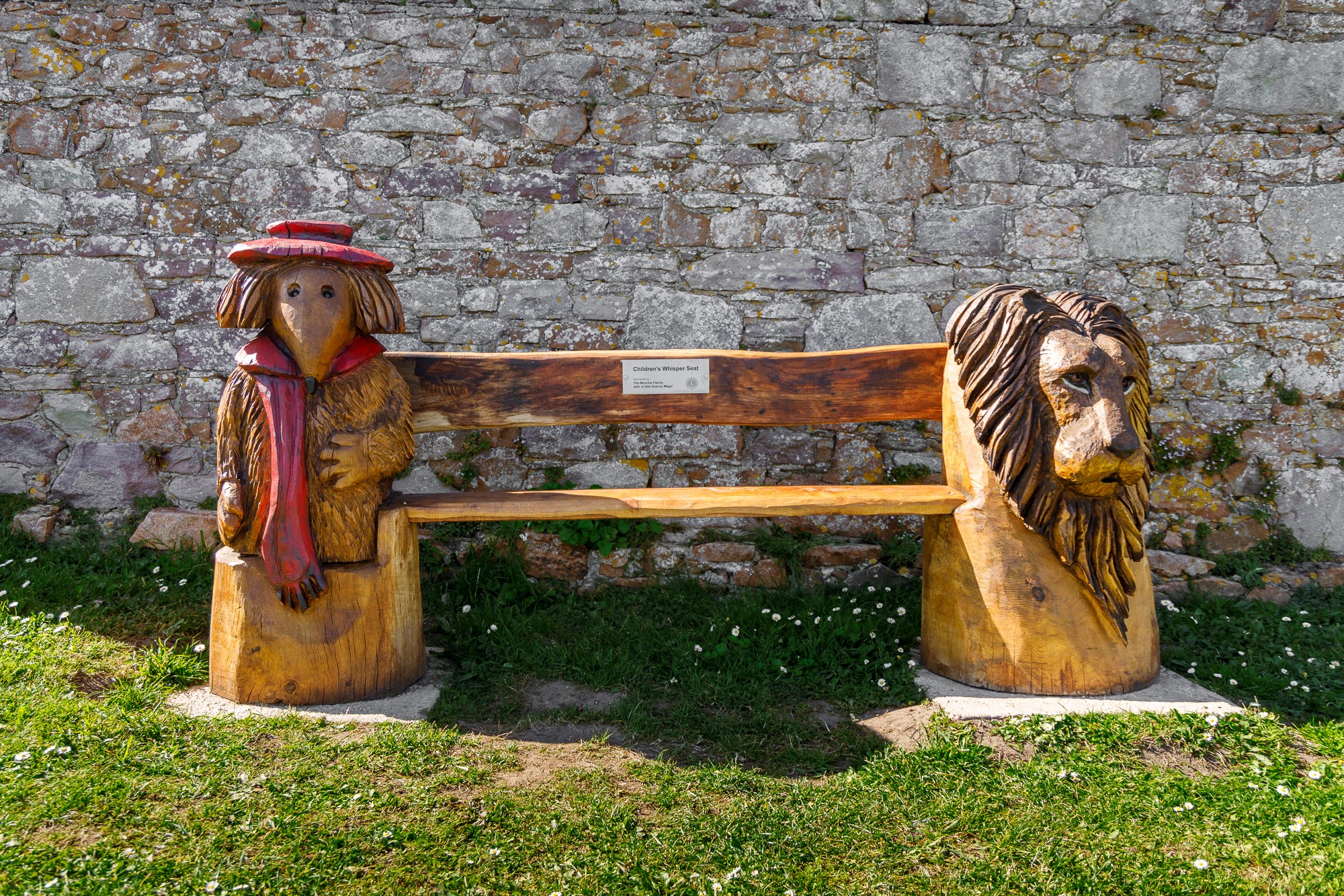 Whisper Seat Wombles
